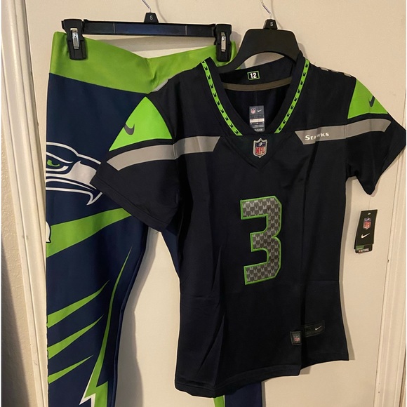 Official NFL Seahawks Jersey size Medium.  With matching tights medium. - Picture 1 of 16